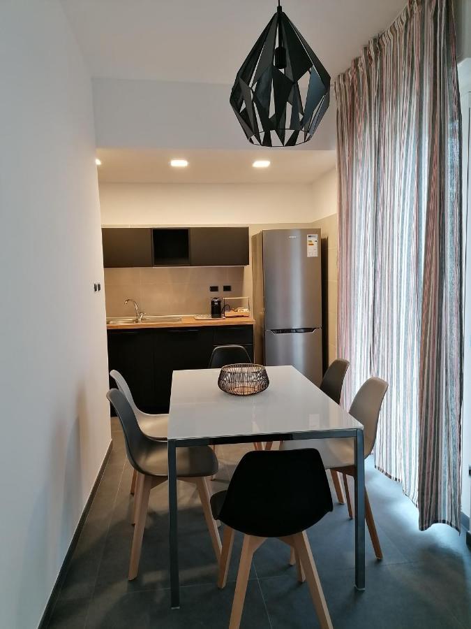 P In Centro 2 Apartment Сестри Леванте Екстериор снимка
