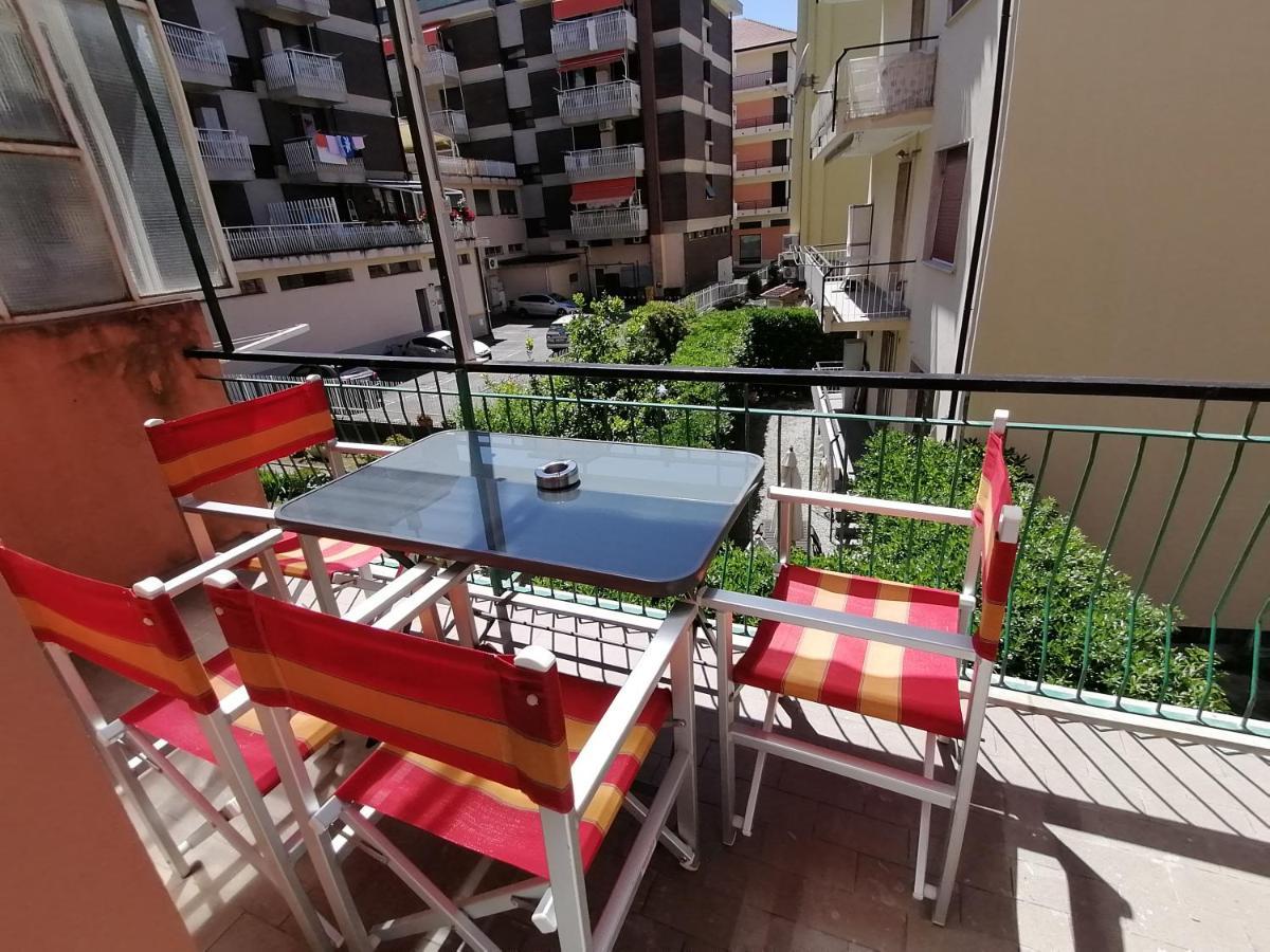 P In Centro 2 Apartment Сестри Леванте Екстериор снимка